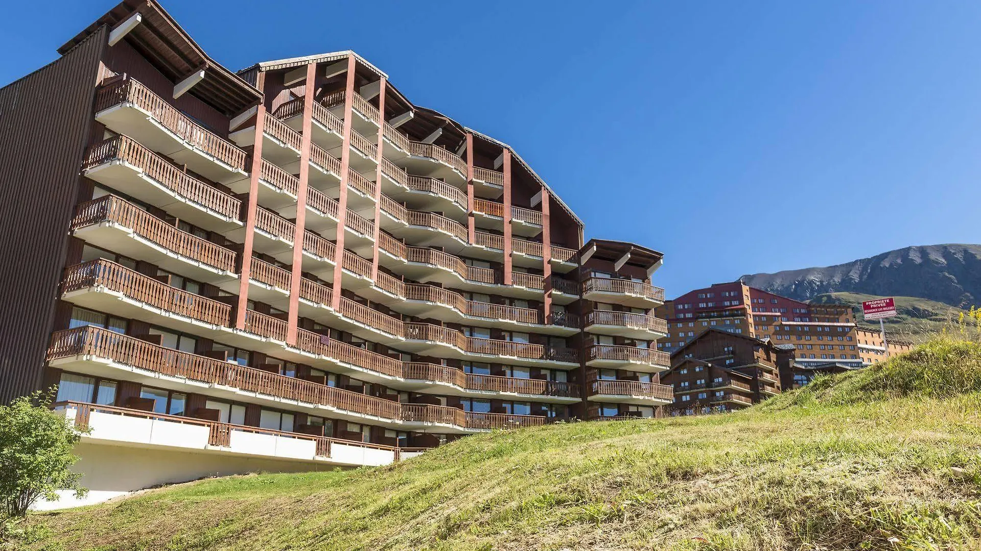 Residence Les Melezes ألب دويز 0*,